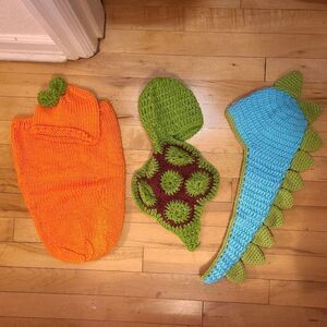 Crochet Newborn Photography Costumes Props Lot of 3 Pumpkin Turtle Dino